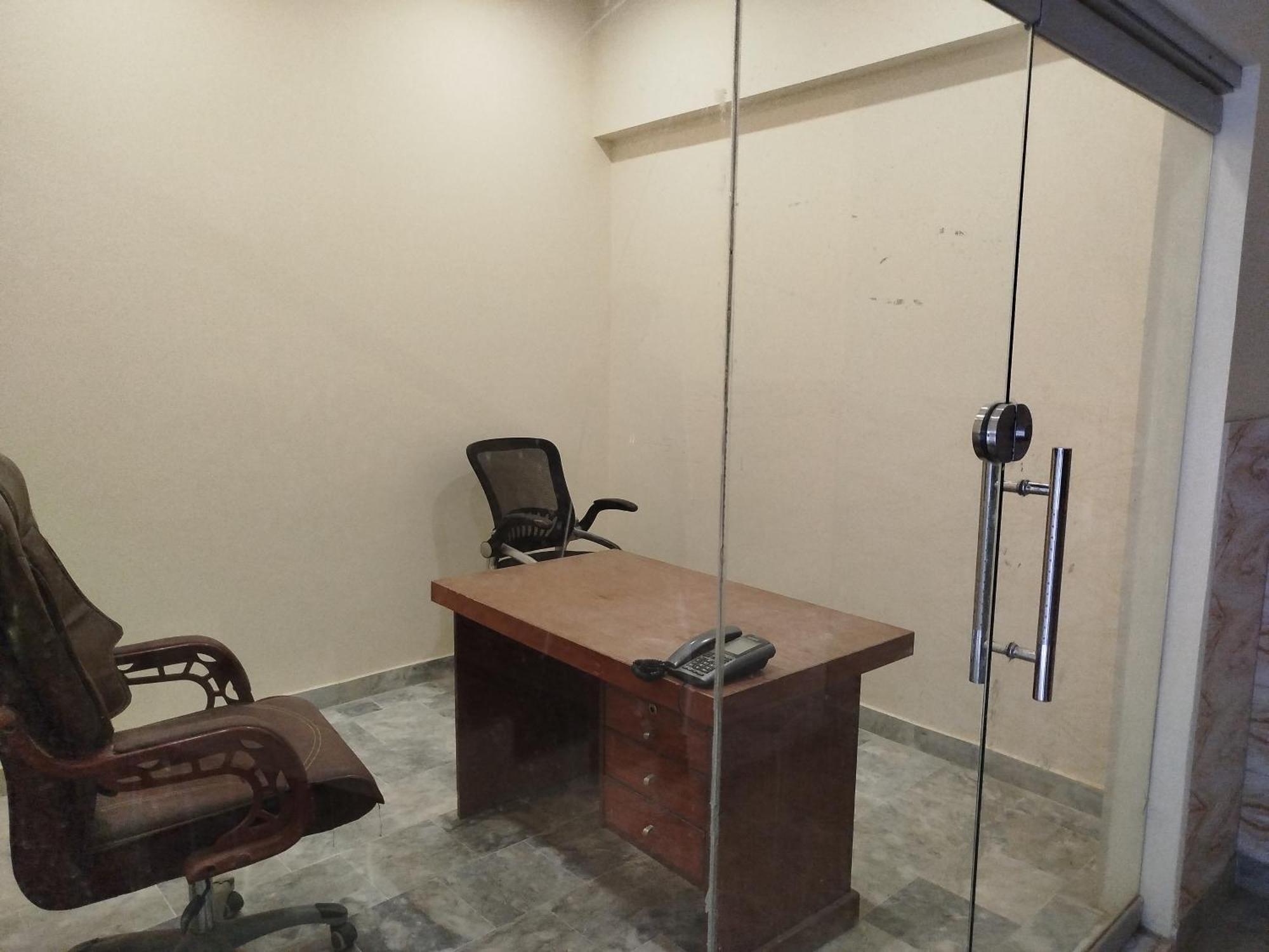 Hotel Crown Plaza, Near Karachi Airport, Darul Sehat Hospital, Dow, Agha Khan And Liaqat Hospital 外观 照片
