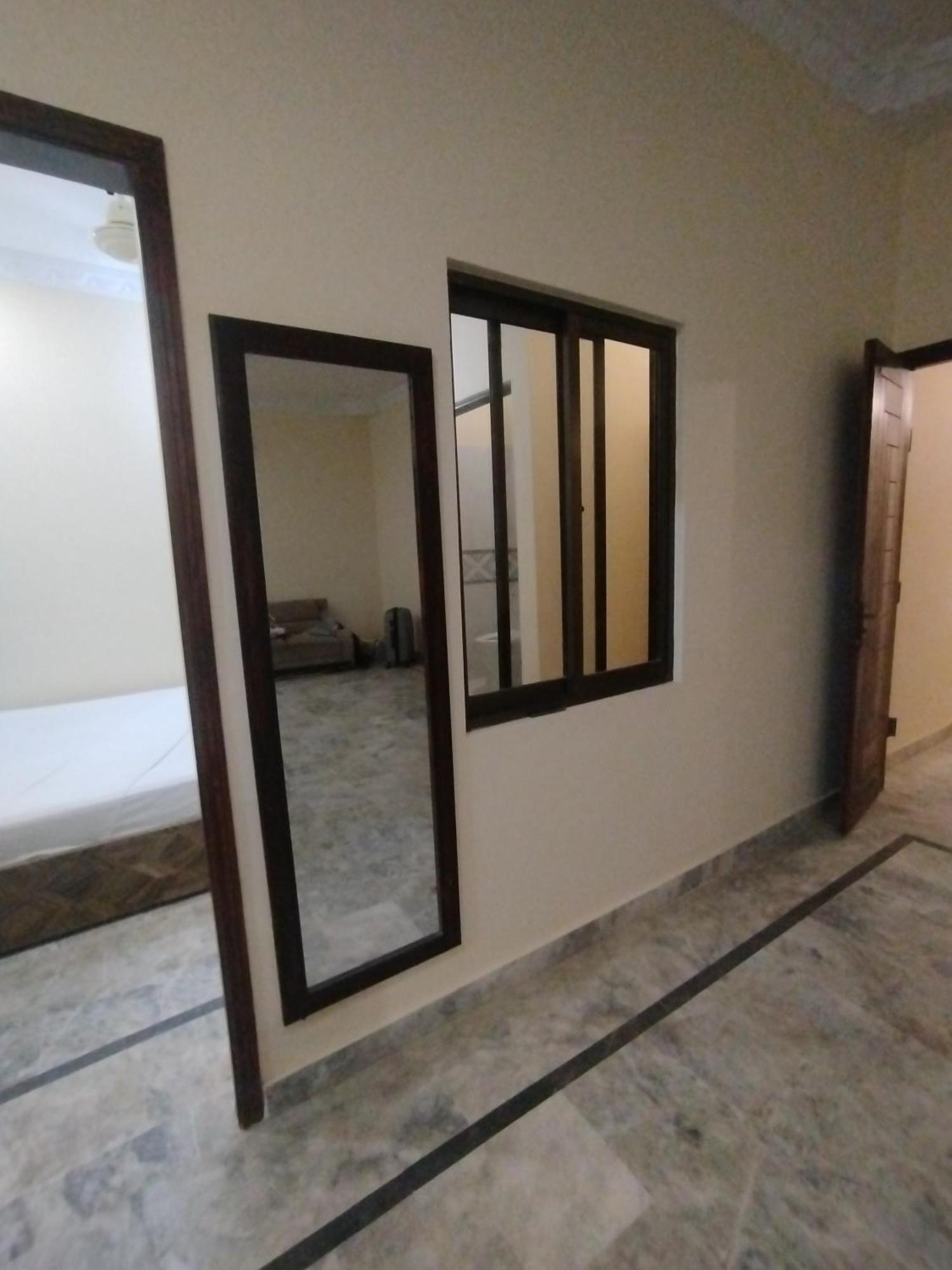 Hotel Crown Plaza, Near Karachi Airport, Darul Sehat Hospital, Dow, Agha Khan And Liaqat Hospital 外观 照片