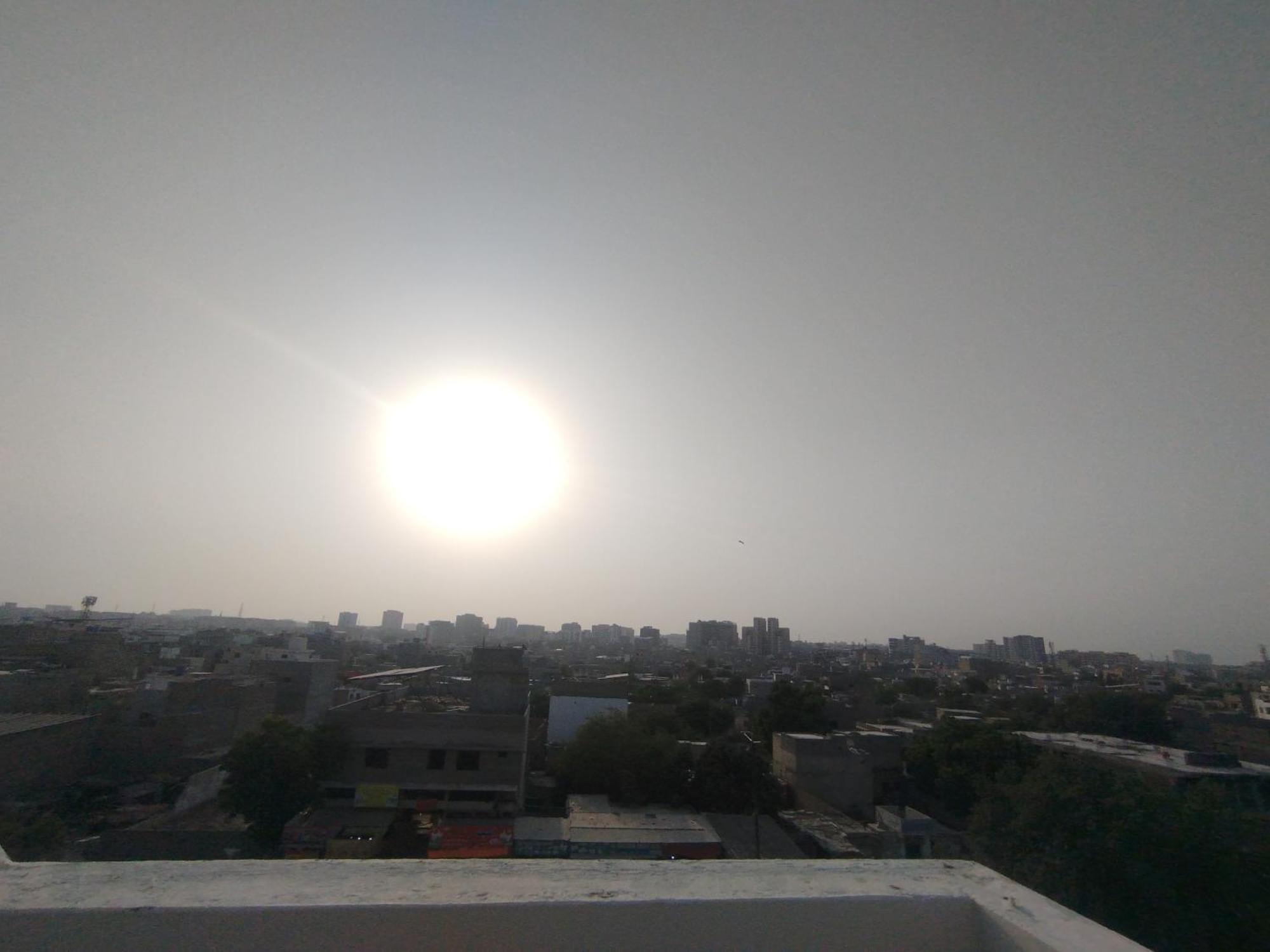 Hotel Crown Plaza, Near Karachi Airport, Darul Sehat Hospital, Dow, Agha Khan And Liaqat Hospital 外观 照片
